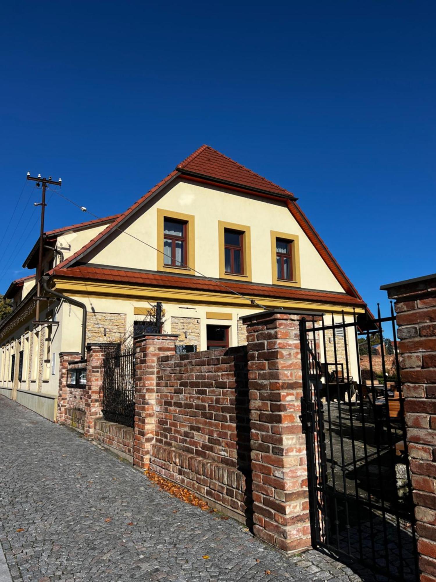 Penzion Lacasa Vysoké Mýto Zewnętrze zdjęcie