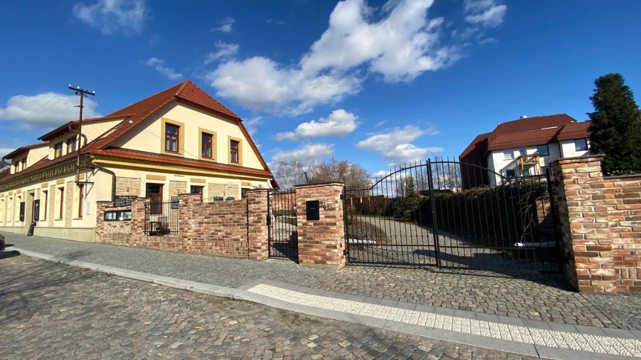 Penzion Lacasa Vysoké Mýto Zewnętrze zdjęcie